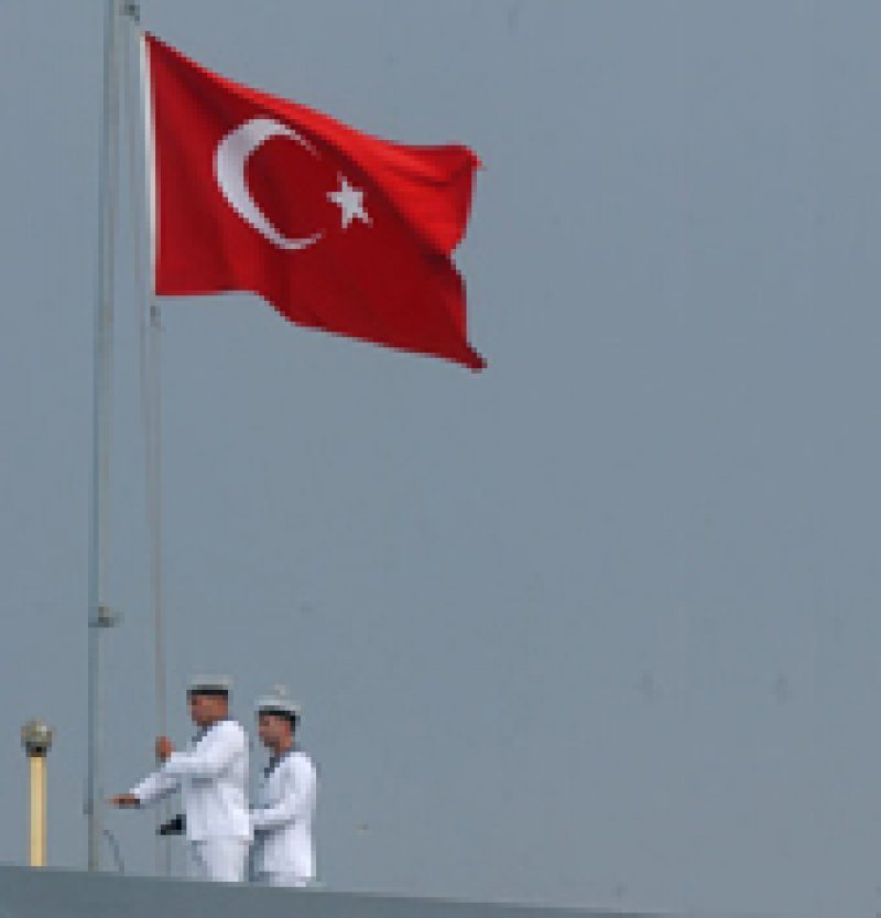 Raşel Kumaş Gönder Bayrağı 2